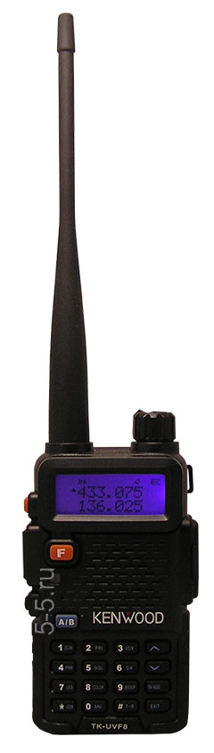 Двухдиапазонная носимая радиостанция Kenwood TK-UVF8, 8 Вт, FM радиоприёмник, 136-174 и 400-520 МГц, версия 2014 г., Li-Ion аккумулятор 2400 мАч